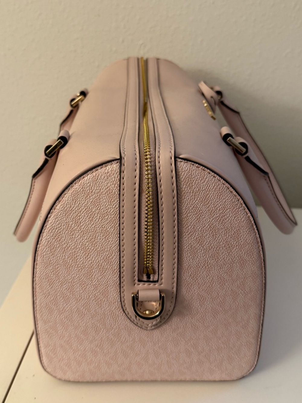 Michael Kors Purse | Jetset Travel Medium | Blush Pink - Picture 2 of 6